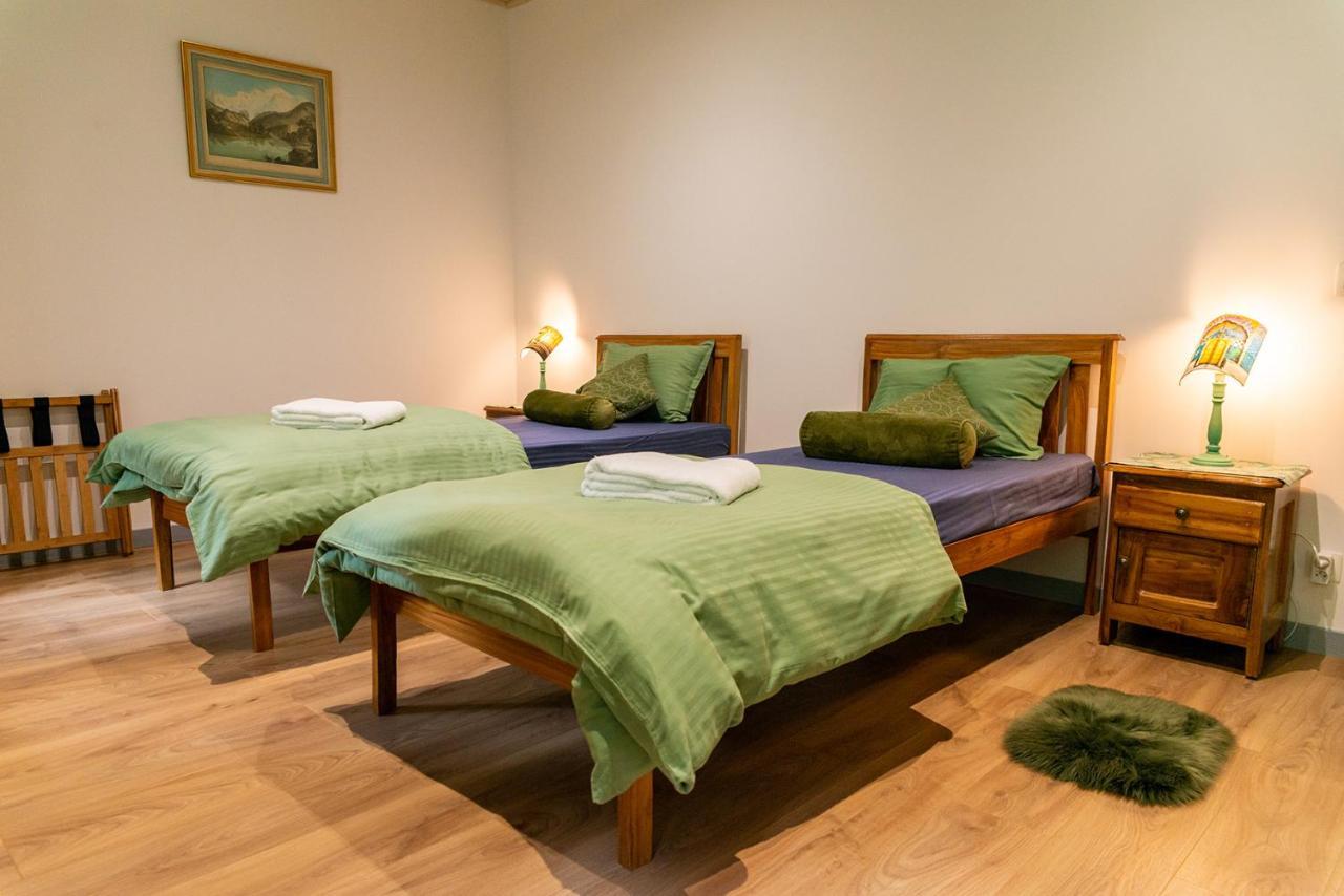 Sanskriti Hotell Scionzier Eksteriør bilde